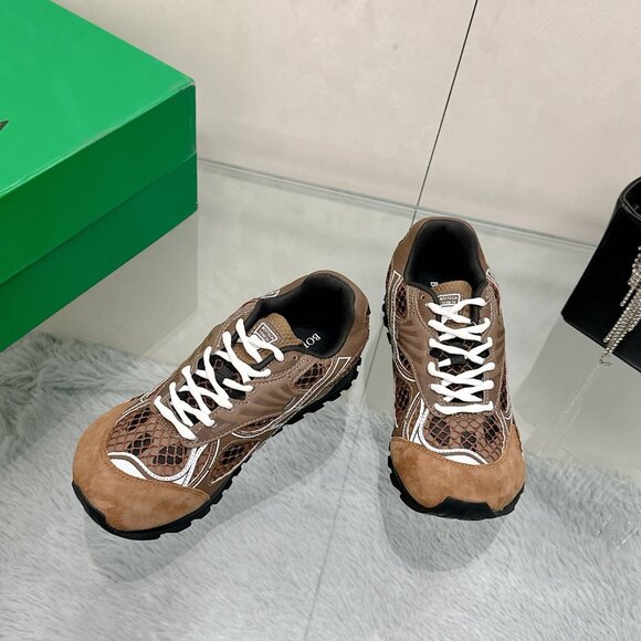 Bottega Veneta Brown Wrap Pleated Sneakers - Picture 2 of 7